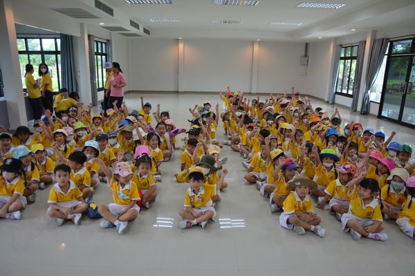 โรงเรียนปรีชานุศาสน์